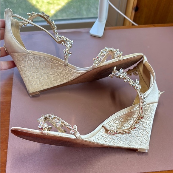 Badgley Mischka Collection
Feather Crystal Embellished Wedge Sandal - Picture 9 of 10